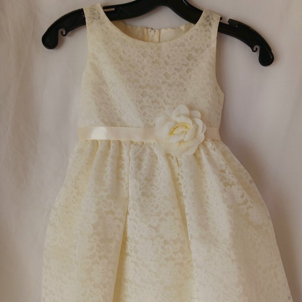 Sophia Young Designs Ivory Lace Flower Girl Pageant Dress Size 6 NWT